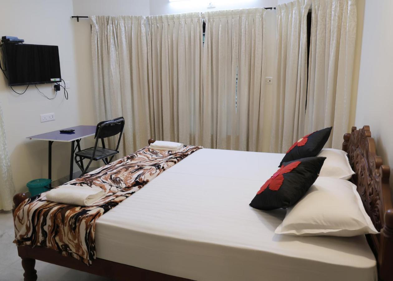Hotel Malpans Mansion Nedumbassery Esterno foto